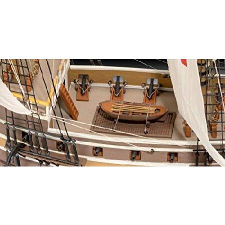 [即日発送] ドイツレベル 1/96 イギリス海軍 マン オー ウォー プラモデル 05429 【JSB7771481070】(27508円)