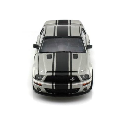 公式激安通販サイト Shelby Collectibles 2008 Shelby GT500 Super Snake 1/18 Silver w/Black Stripes (as seen in Getaway M