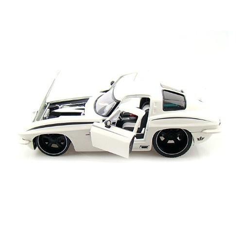 ブランド買蔵 Jada Toys (ジャダトイズ) 1963 Chevy (シボレー) Corvette Sting Ray 1/18 White JA96470-WH ミニカー ダ