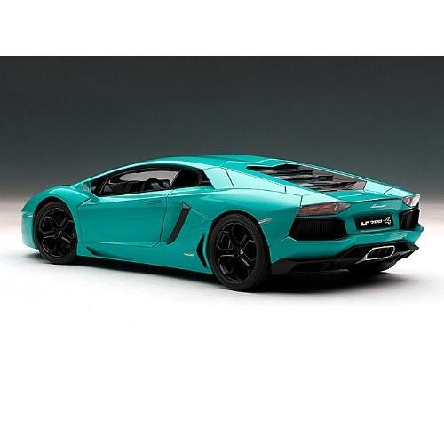 Lamborghini (ランボルギーニ) Aventador LP700-4 1/18 Turquoise