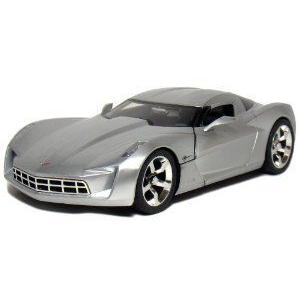 売り廉価 2009 Chevy (シボレー) Corvette Stingray Concept 1:18 スケール (Silver) ミニカー ダイキャスト 車 自