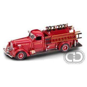 1939 American LaFrance B-550RC Fire Truck 1/24 Red