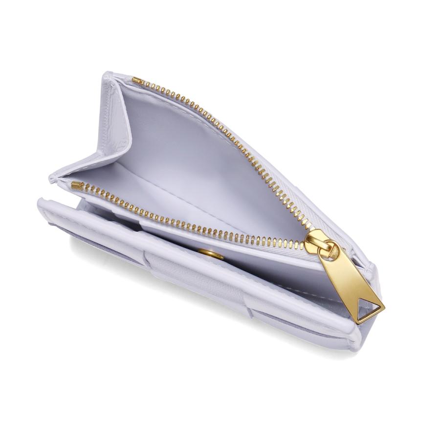 BOTTEGA VENETA（ボッテガ・ヴェネタ） 二つ折り財布 スモール