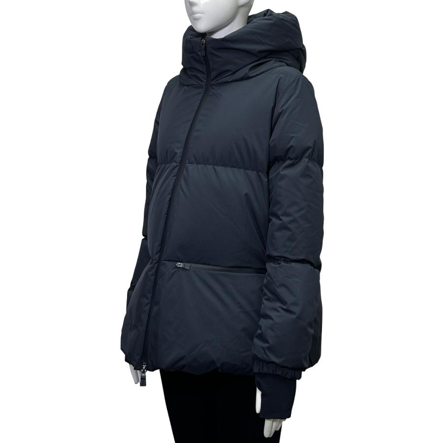 HERNO（ヘルノ） フード付 ダウンジャケット PI155DL 11106 9201