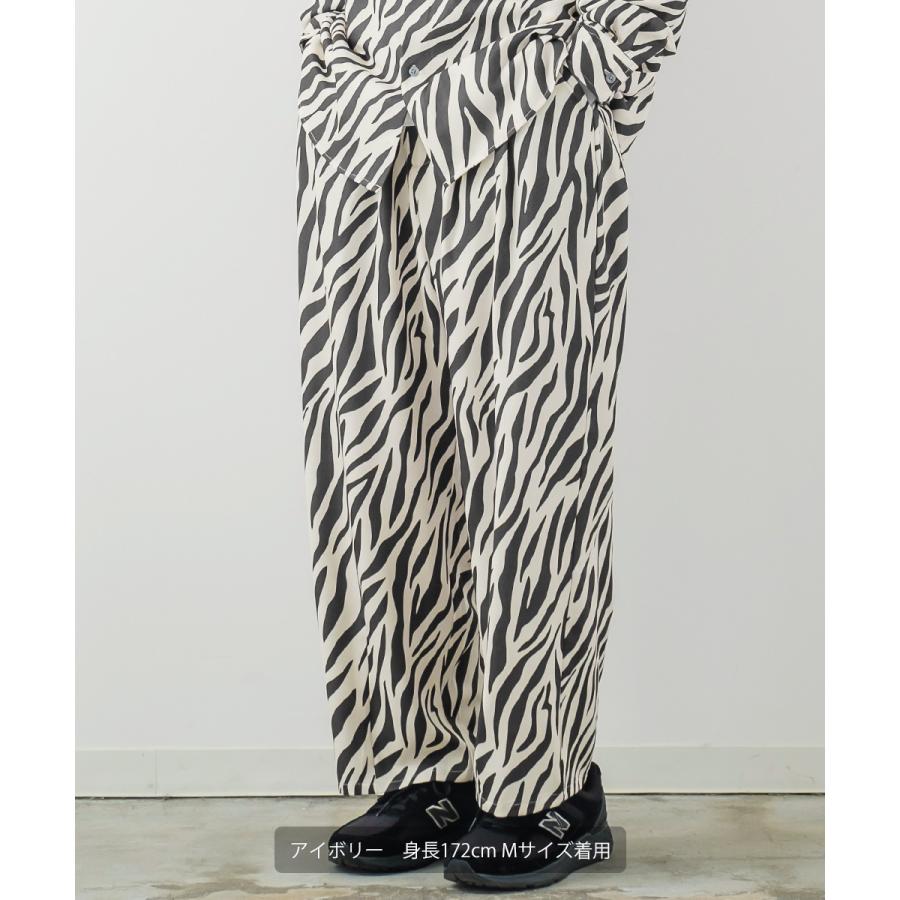 総柄 バルーンパンツ メンズ ラフィック アニマル柄 ワイドパンツ イージーパンツ ジョーゼット 総柄プリント とろみ素材 セットアップ対応 | improves | 09