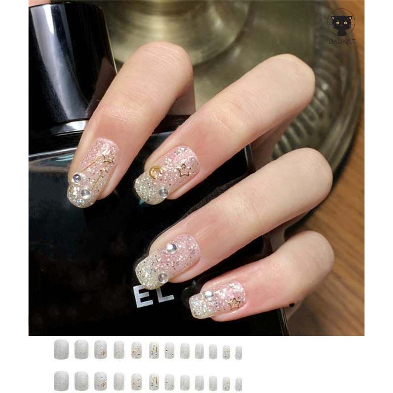 高級ネイルチップ ネイル チップ 秋冬 銀粉 ブライダル おしゃれ キラキラ 結婚式 個性 時短ネイル 貼るネイル 大人っぽい つけ爪 レディース カワイイ Na063 Imukat 通販 Yahoo ショッピング