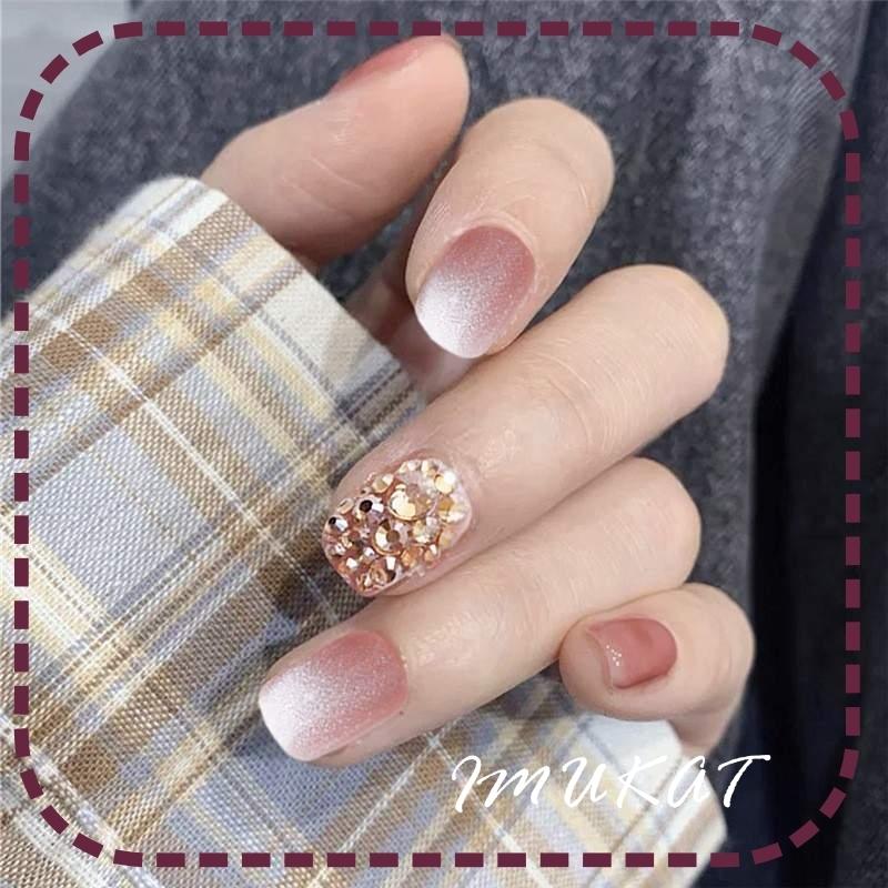 ネイルチップ グラデーション 短い ショート デート 短いネイル 光沢感 送料無料 大人気 付け爪 つけ爪 貼るネイル 結婚式 披露宴 成人式 Na213 Imukat 通販 Yahoo ショッピング