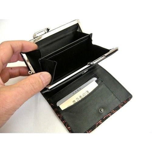 印伝 二つ折り財布（がま口付き） トンボ柄 ブラック 鹿革 いんでん |  | 01