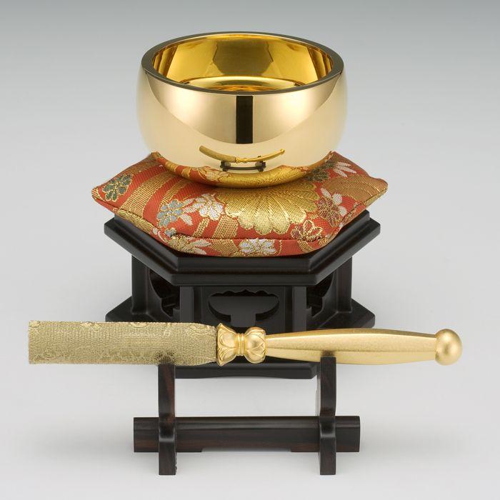 おりん 18金製 3寸 約350g 送料無料 りん 仏具 仏壇 高級美術 おりん 18金製 3寸 約350g 送料無料 りん 仏具 仏壇 高級美術
