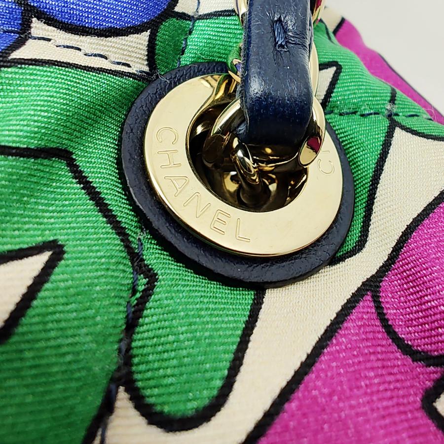 CHANEL 未使用品 シャネル キルティング チェーントートバッグ CHANEL 未使用品 シャネル キルティング チェーントートバッグ
