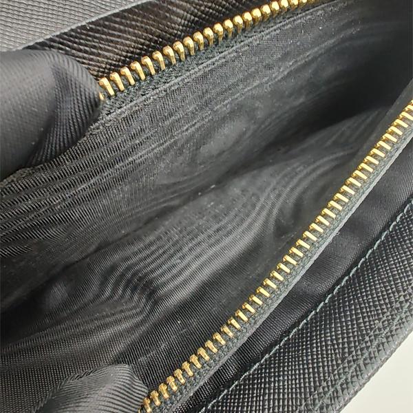 PRADA（プラダ） 中古品 二つ折り長財布 ブラック サフィアーノ ダブル 