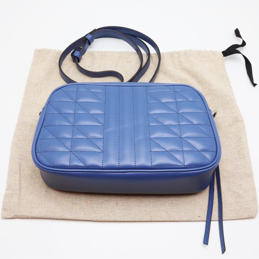 GUCCI 新品 グッチ キルティング スモール ショルダーバッグ GG GUCCI 新品 グッチ キルティング スモール ショルダーバッグ GG