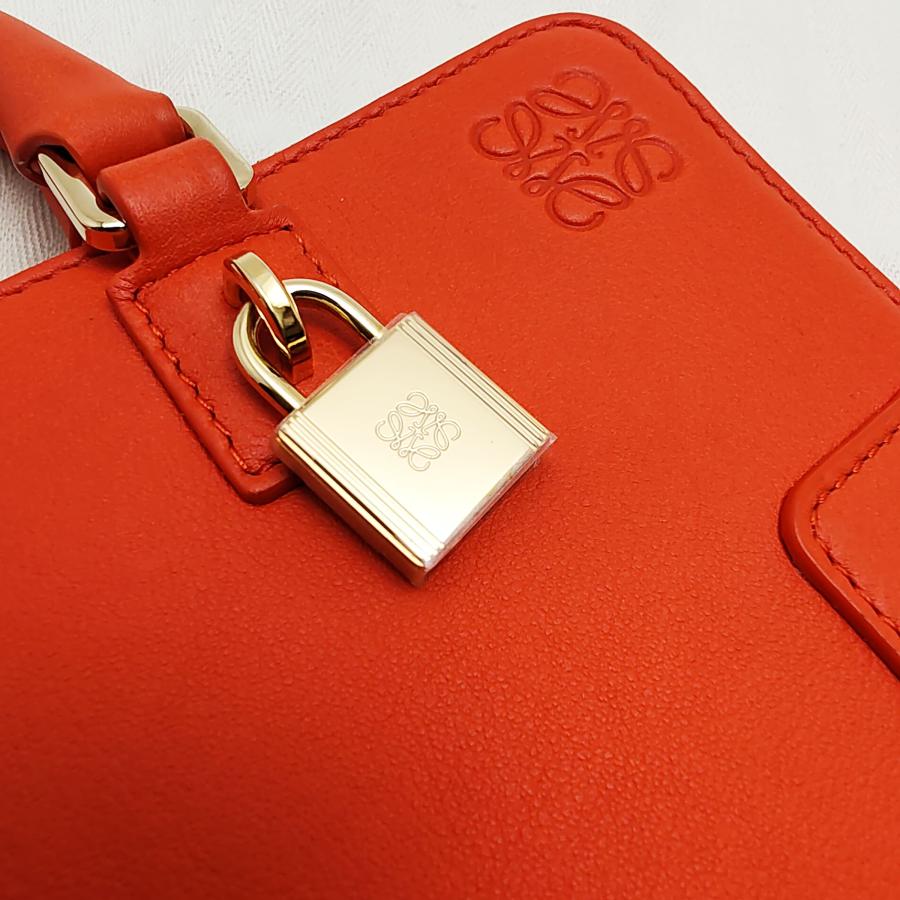 Amazona(LOEWE) 新品同様品 ロエベ アマソナ ポーチ カーフ Amazona(LOEWE) 新品同様品 ロエベ アマソナ ポーチ カーフ