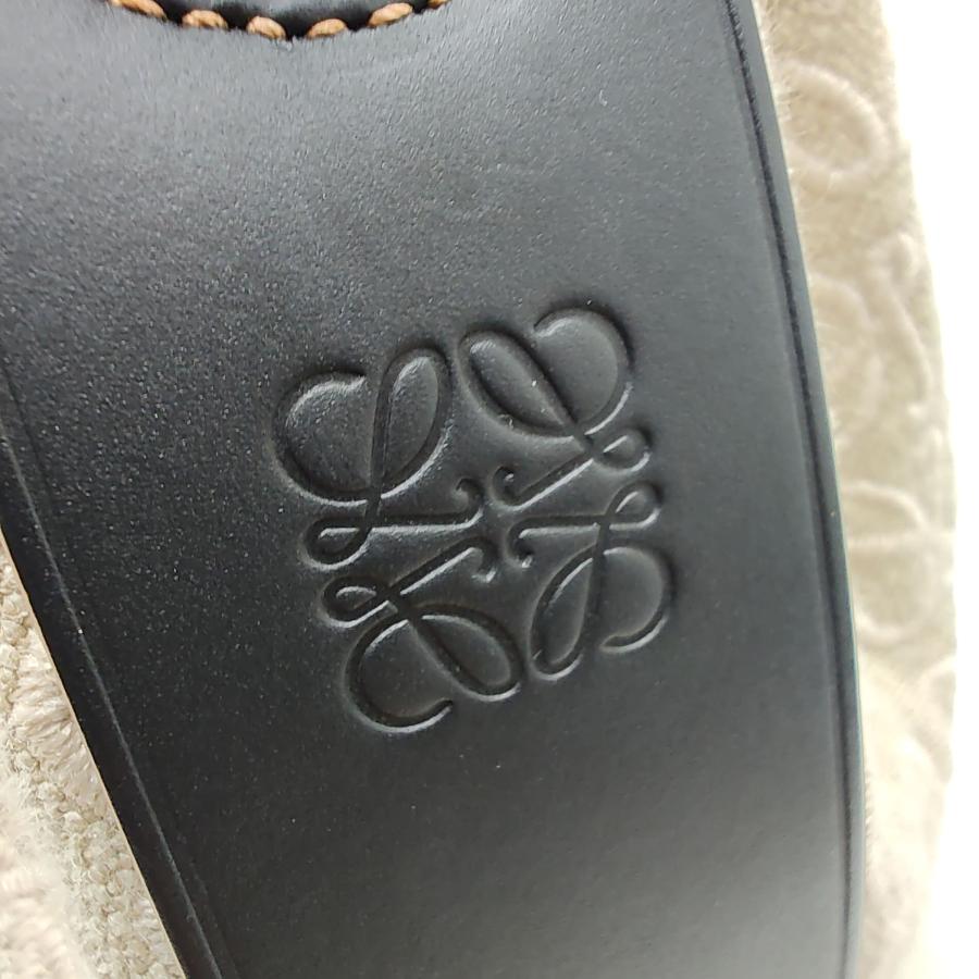 LOEWE（ロエベ） 中古品 アナグラム バルーン スモール ショルダー