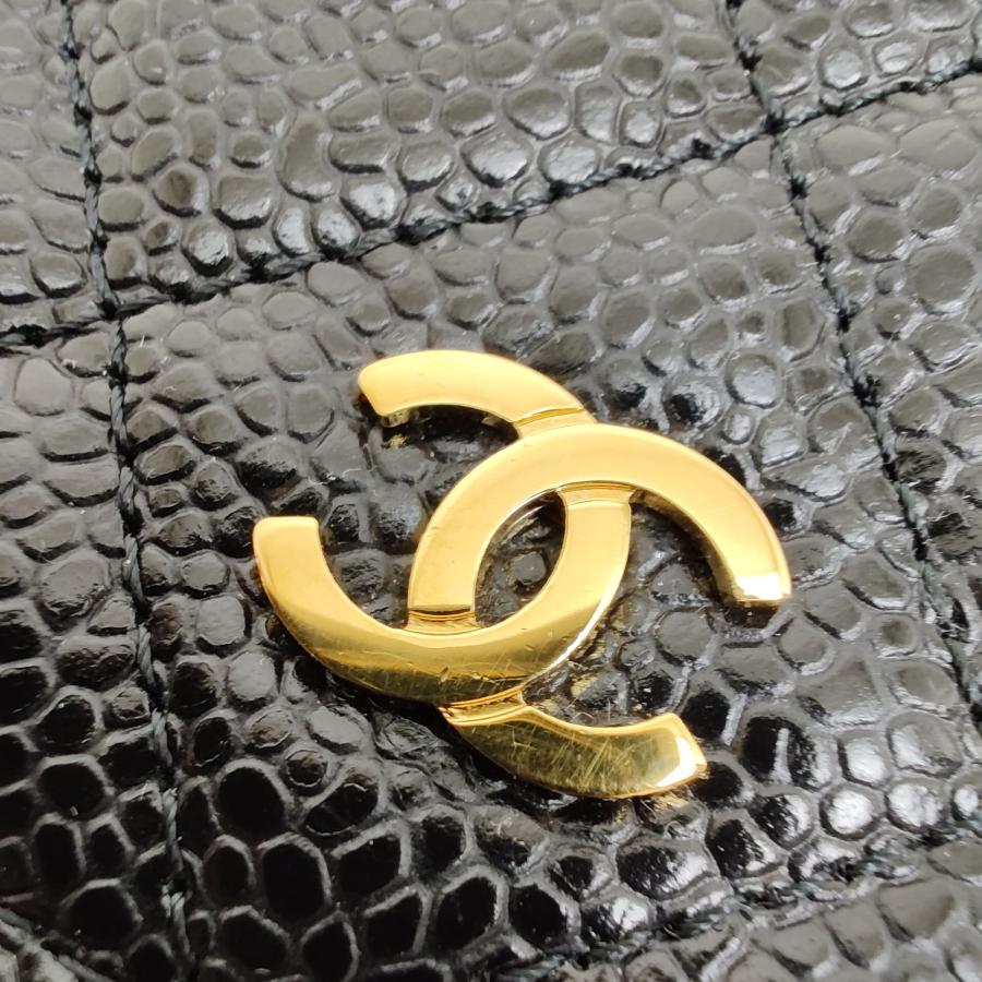 シャネル ショルダーバッグ チェーンウォレット キャビアスキン タイムレス クラシック AP0250 ベージュ Dz788591 中古 CHANEL（シャネル） 中古良品 タイムレスクラシック チェーン