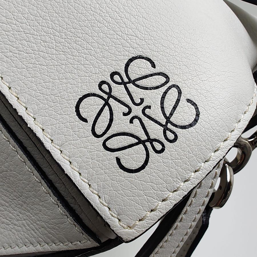 ✨極美品✨ ロエベ ハンドバッグ レザー オフホワイト レディース LOEWE 楽天市場】ロエベ バルセロナ ハンドバッグ ショルダーバッグ