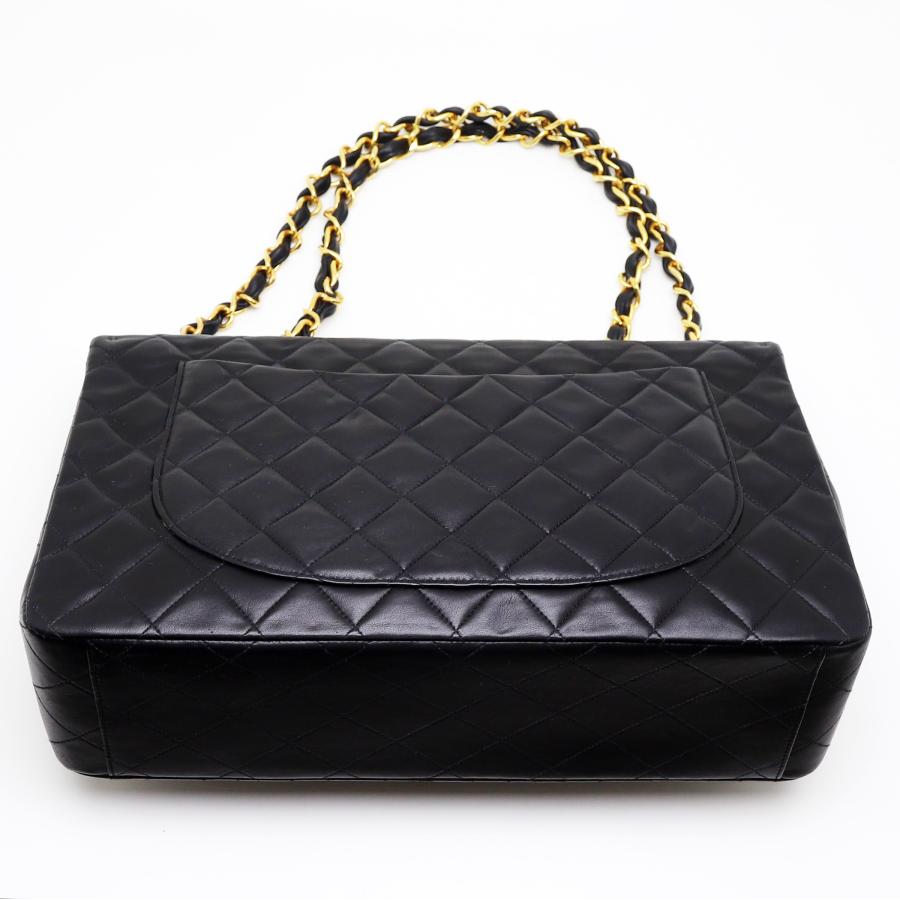 シャネル デカマトラッセ34 ショルダーバッグ ラムスキン ブラック レディース CHANEL  中古 CHANEL シャネル デカマトラッセ34 ショルダーバッグ ラムスキン
