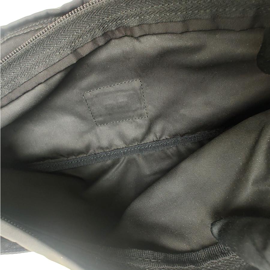 PRADA 中古品 プラダ TESSUTO MONTAGN ボディバッグ ウエスト