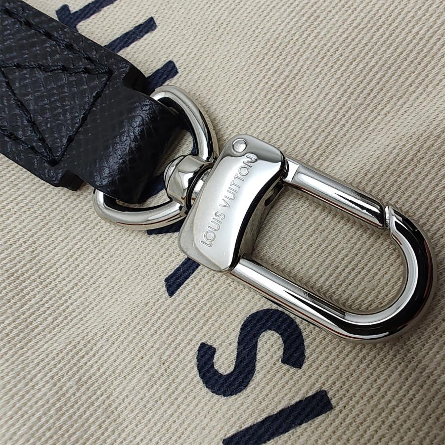 LOUIS VUITTON（ルイ・ヴィトン） 新品同様品 タイガ ジッピー