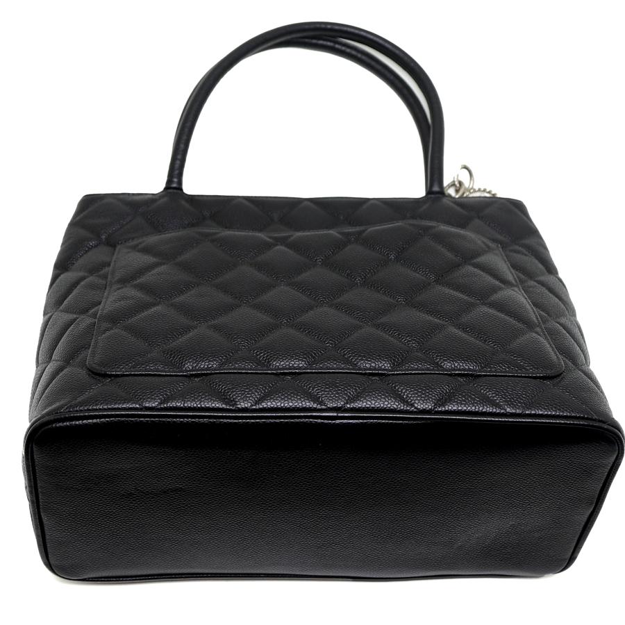 CHANEL（シャネル） 中古品 マトラッセ 復刻トート キャビアスキン