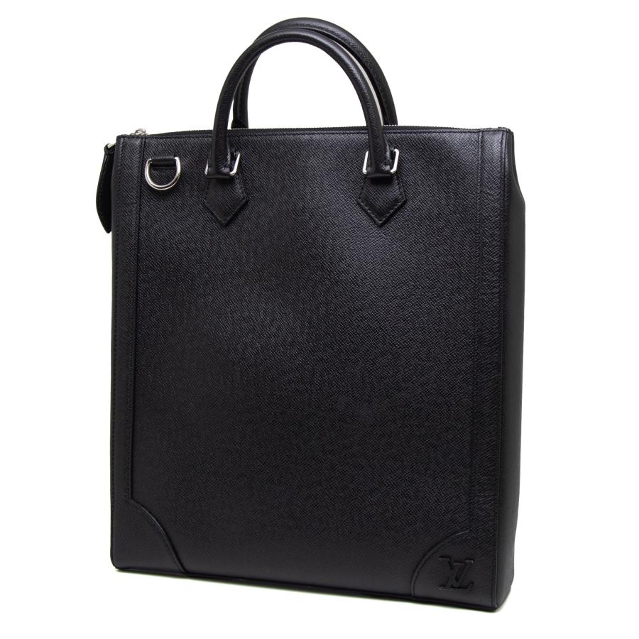 たかさん様ルイヴィトン タイガ ヴァーティカルトート M30811 書類鞄 黒 LOUIS VUITTON（ルイ・ヴィトン） 中古品 タイガ ヴァーティカル
