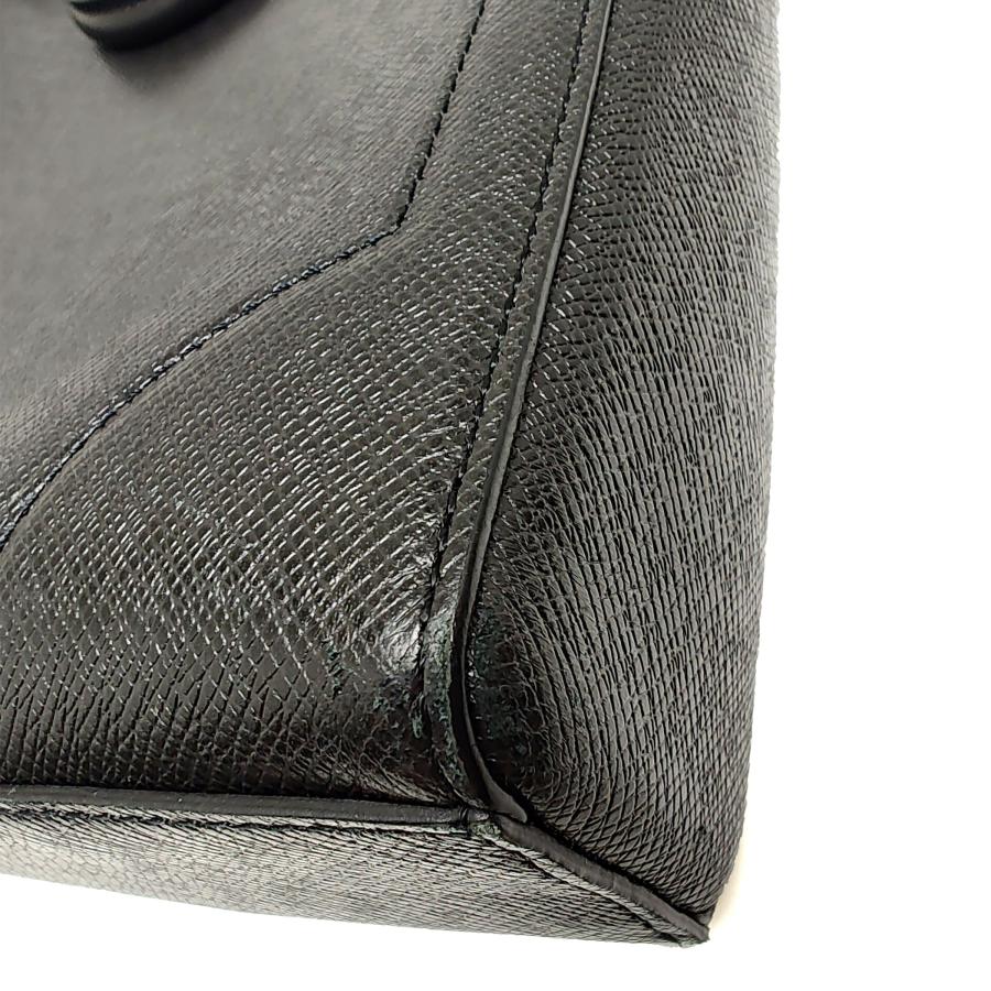 LOUIS VUITTON（ルイ・ヴィトン） 中古品 タイガ ヴァーティカル