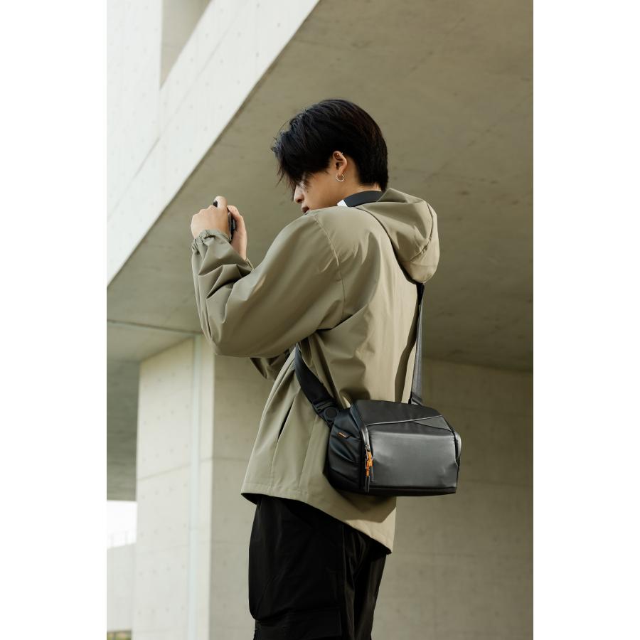 [多機能 大容量]Inateck ボディバッグ スリングバッグ ショルダーバッグ メッセンジャーバッグ 撥水 メンズ レディース 男女 旅行 仕事 バイキング 通勤 自転車 | Inateck | 11