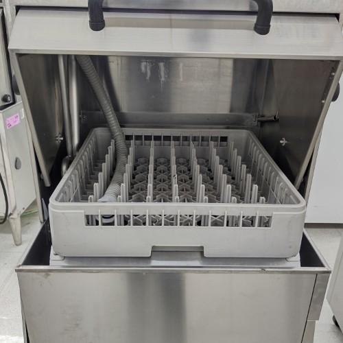 食器洗浄機　リターンタイプ　大和冷機　DDW-HE6　送料別途見積　業務用　中古