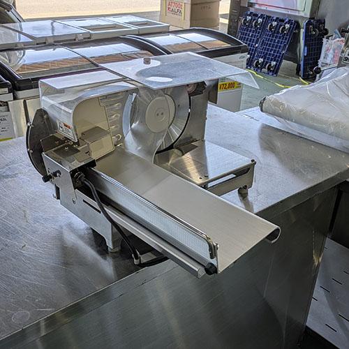 パンスライサー　AT700L（送料込みにしました！） 業界最長1年保証】一枚切スライサー ハクラ精機 AT700L 業務用 中古