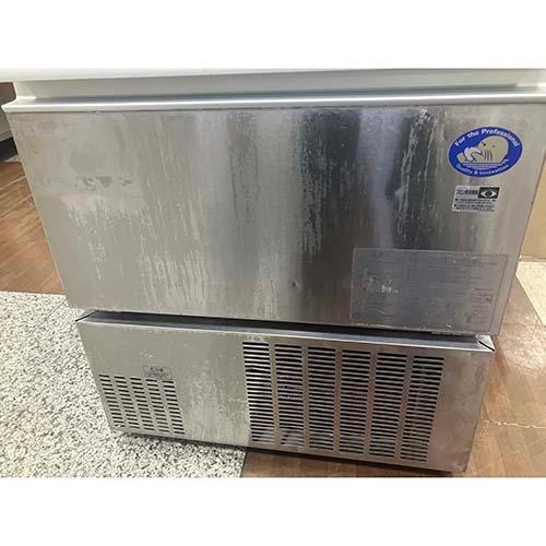 パナソニック 製氷機45㎏タイプ SIM-S4500 used Panasonic パナソニック 製氷機 SIM-S4500 ◇ 45kg 幅630×奥行450×高さ