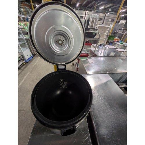 ガス炊飯器 リンナイ(Rinnai) RR-100GS-C プロパンガス 業務用 中古