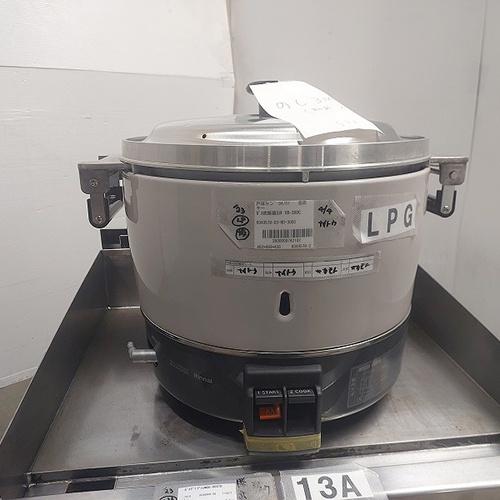 ガス炊飯器 3升 リンナイ(Rinnai) RR-300C プロパンガス 業務用 中古