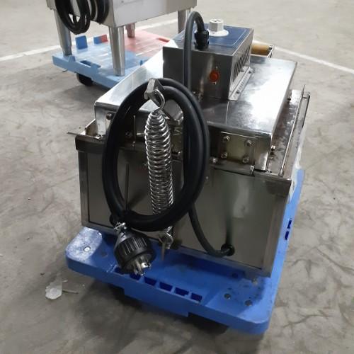 業界最長1年保証】電気式いか焼き器 ニチワ電機 NIK-400 業務用 中古