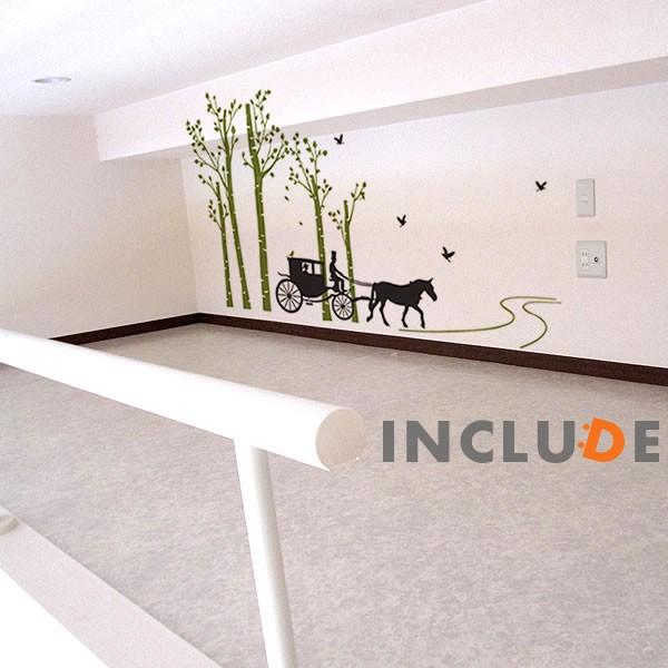 ウォールステッカー 馬車 英国 針葉樹 壁シール ウォールシール 北欧 カフェ CAFE リビング |  | 01