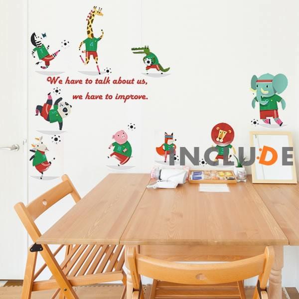ウォールステッカー キッズ サッカー 4種 アニマルサッカー 動物 ライオン ブタ しまうま ヤギ ゾウ キリン キツネ パンダ | 