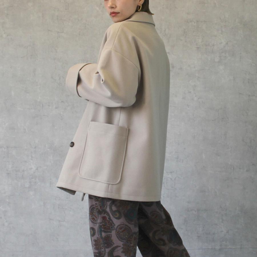 ダブルボタンのテーラードジャケット コート ゆるっとしたシルエットが魅力 |  | 09
