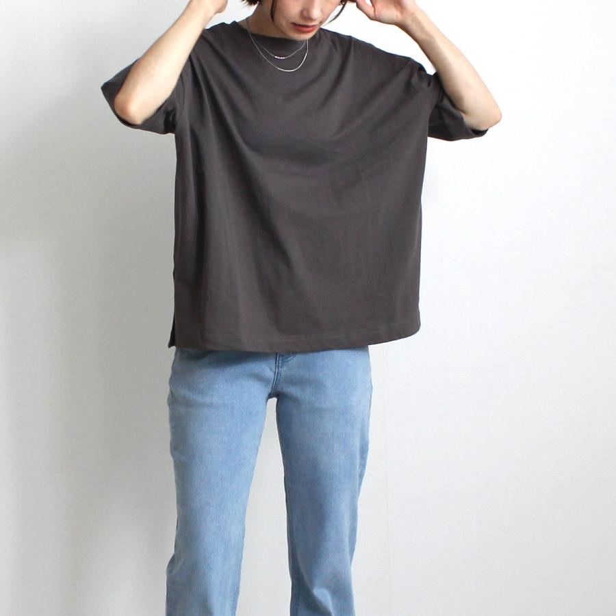 肩の落ちたドロップショルダーが大人のリラックススタイル創るワイドシルエットTシャツ |  | 10