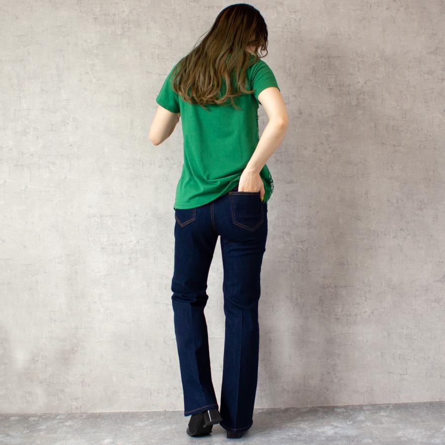 大き目の花柄レースで奇麗と可愛さの両方を欲張った前身レースTシャツ |  | 07