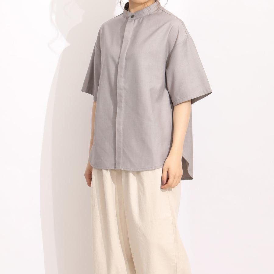 取り外し可能なボウタイ付き 異なる表情を楽しめる2WAY バンドカラーブラウス |  | 06