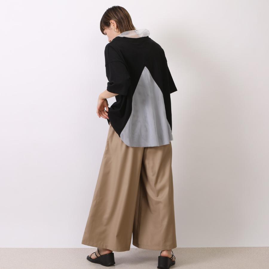 首元のレースと背中の切り替えがポイントのフレアラインTシャツ |  | 02