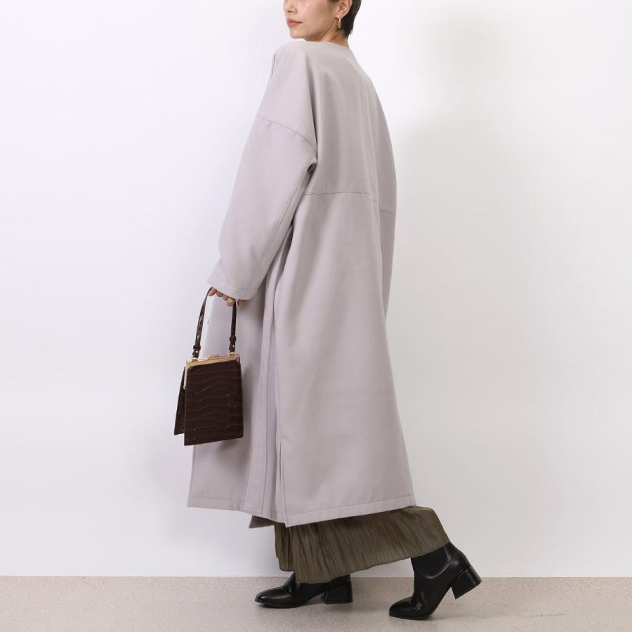 飽きのこないシンプルなデザインで肌触りの良いライトメルトンロングコート |  | 02