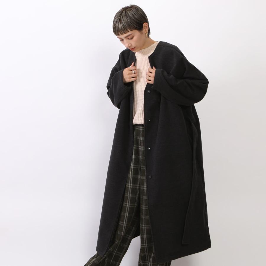 飽きのこないシンプルなデザインで肌触りの良いライトメルトンロングコート |  | 09