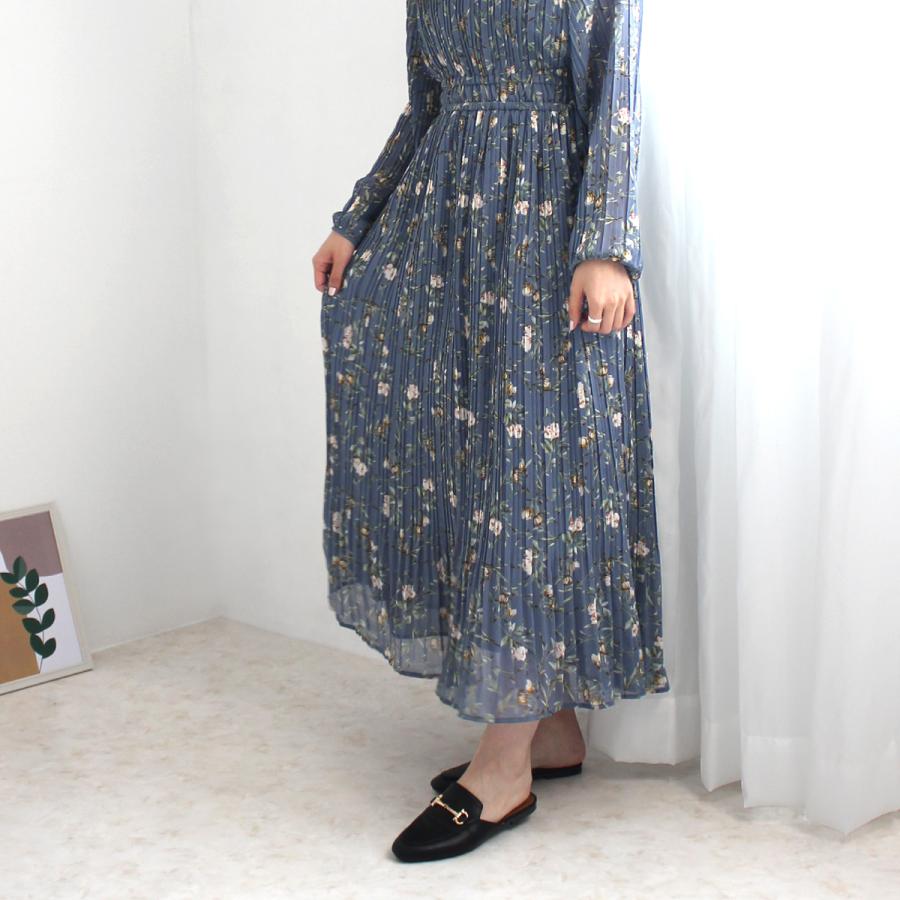 花柄の柔らかなシフォン素材にプリーツ加工を施した女性のやさしさが際立つ花柄プリントプリーツワンピース |  | 03
