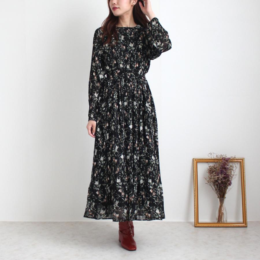 花柄の柔らかなシフォン素材にプリーツ加工を施した女性のやさしさが際立つ花柄プリントプリーツワンピース |  | 05