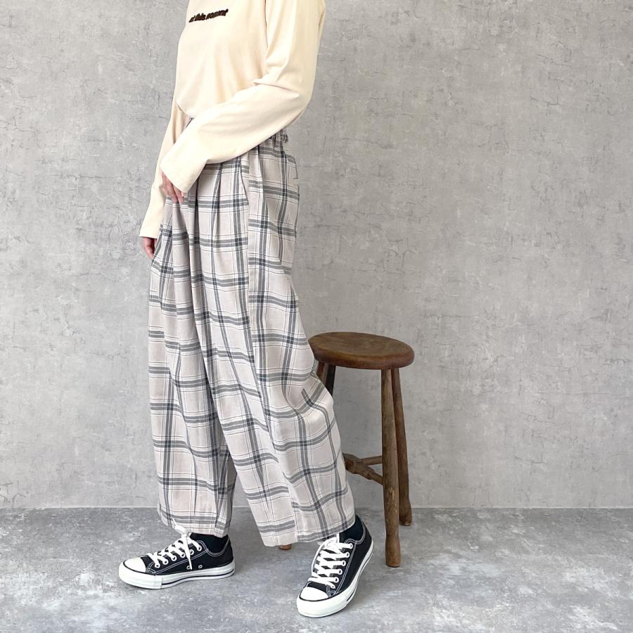 大人可愛いを演出してくれる綿麻素材のチェック柄サーカスパンツ |  | 04