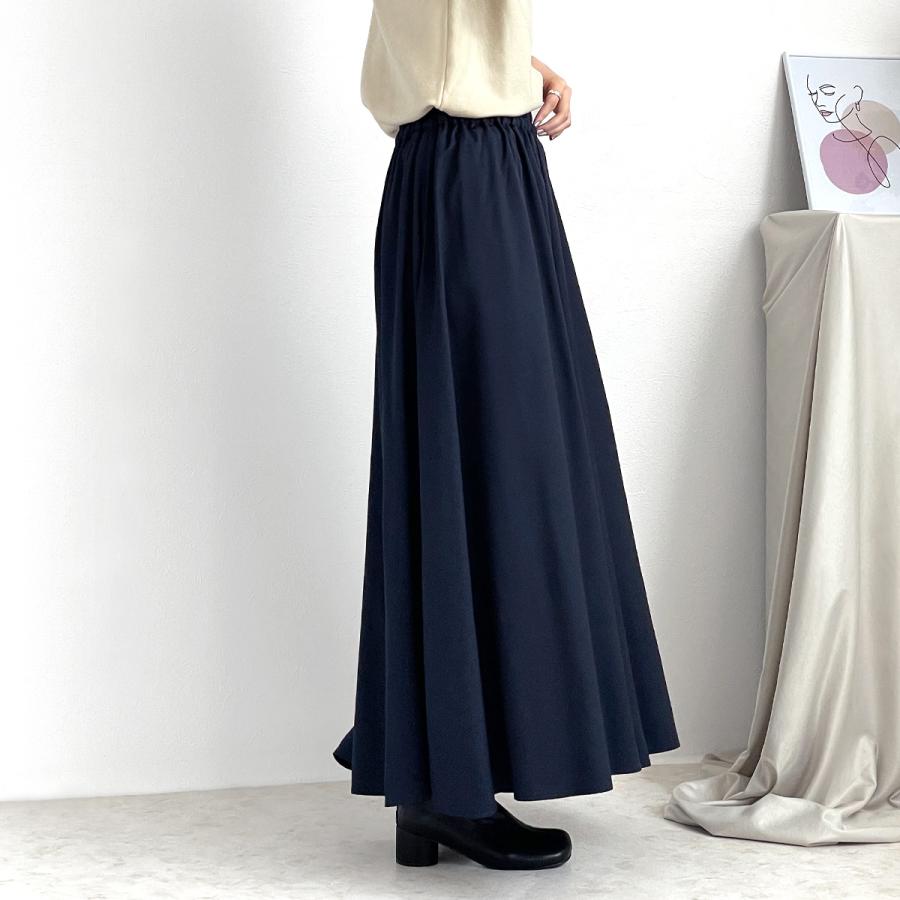 分量感たっぷりで女性らしい印象を与えるスカーチョ | 