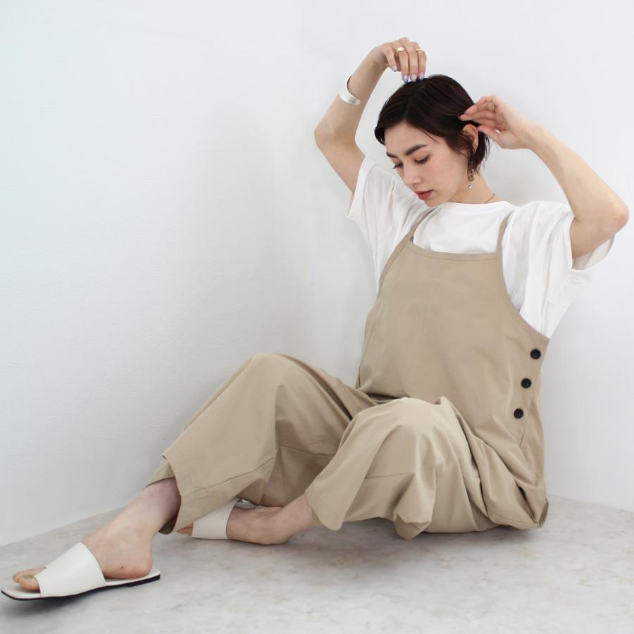 丸みのあるシルエットが大人可愛いバルーンシルエットのサロペット |  | 03