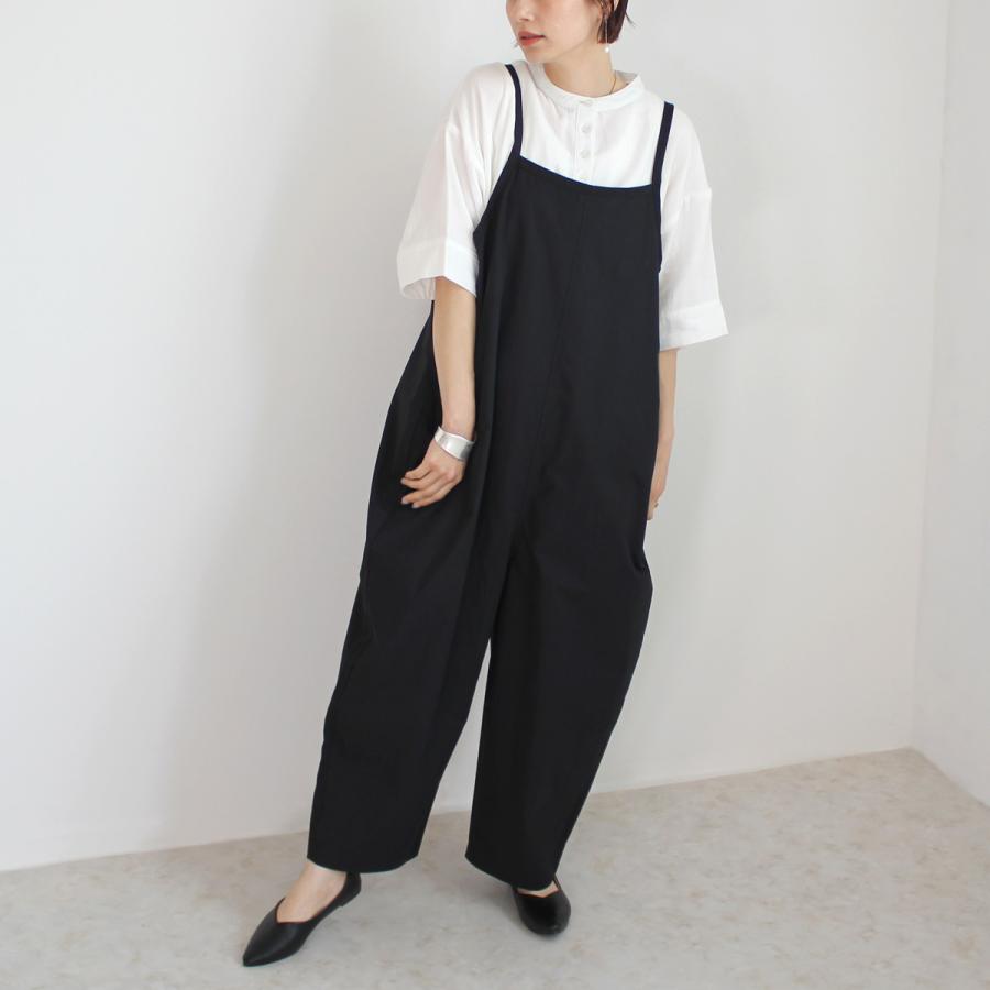 丸みのあるシルエットが大人可愛いバルーンシルエットのサロペット |  | 07