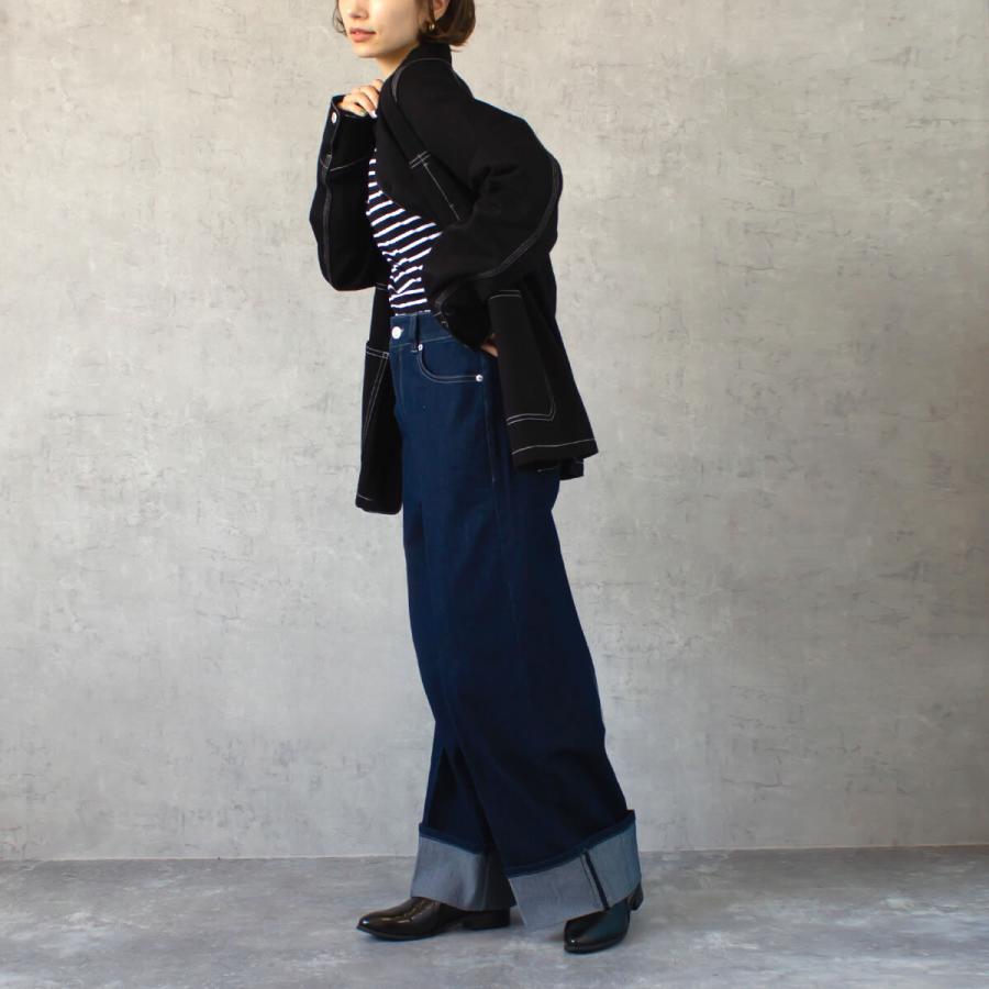 太めのロールアップデザインとセンタープレスでワイド幅でも野暮ったさなくすっきりした印象のワイドパンツ |  | 10