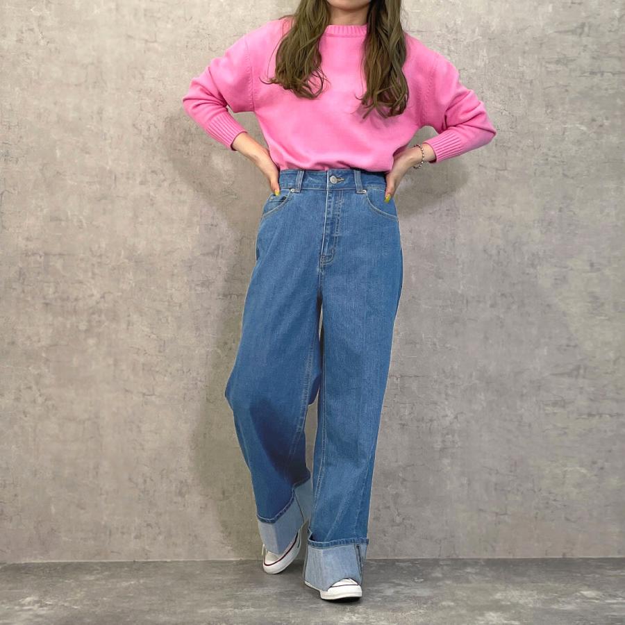 太めのロールアップデザインとセンタープレスでワイド幅でも野暮ったさなくすっきりした印象のワイドパンツ |  | 05